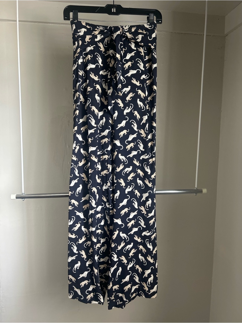 Ann Taylor Navy Cat/cheetah Print Pants